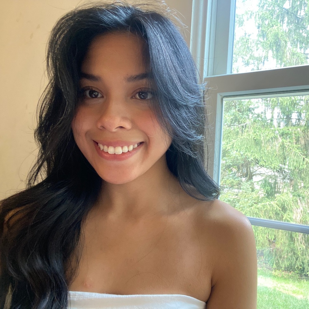 Meet your Posher, Alyssa